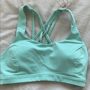 Lululemon mint green sports bra